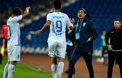 CRAIOVA - DINAMO 4-1 // Victor Pițurcă, dialog genial cu Andrei Ivan: „Joci vârf ca mine! Te învăț eu mișcarea autentică”