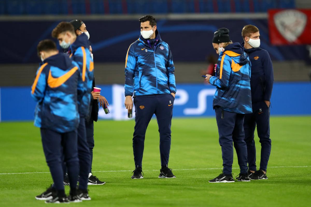 Liga Campionilor. VIDEO și FOTO » Mircea Lucescu, aproape de o mare surpriză pe terenul Barelonei! Toate rezultatele serii + clasamentele grupelor