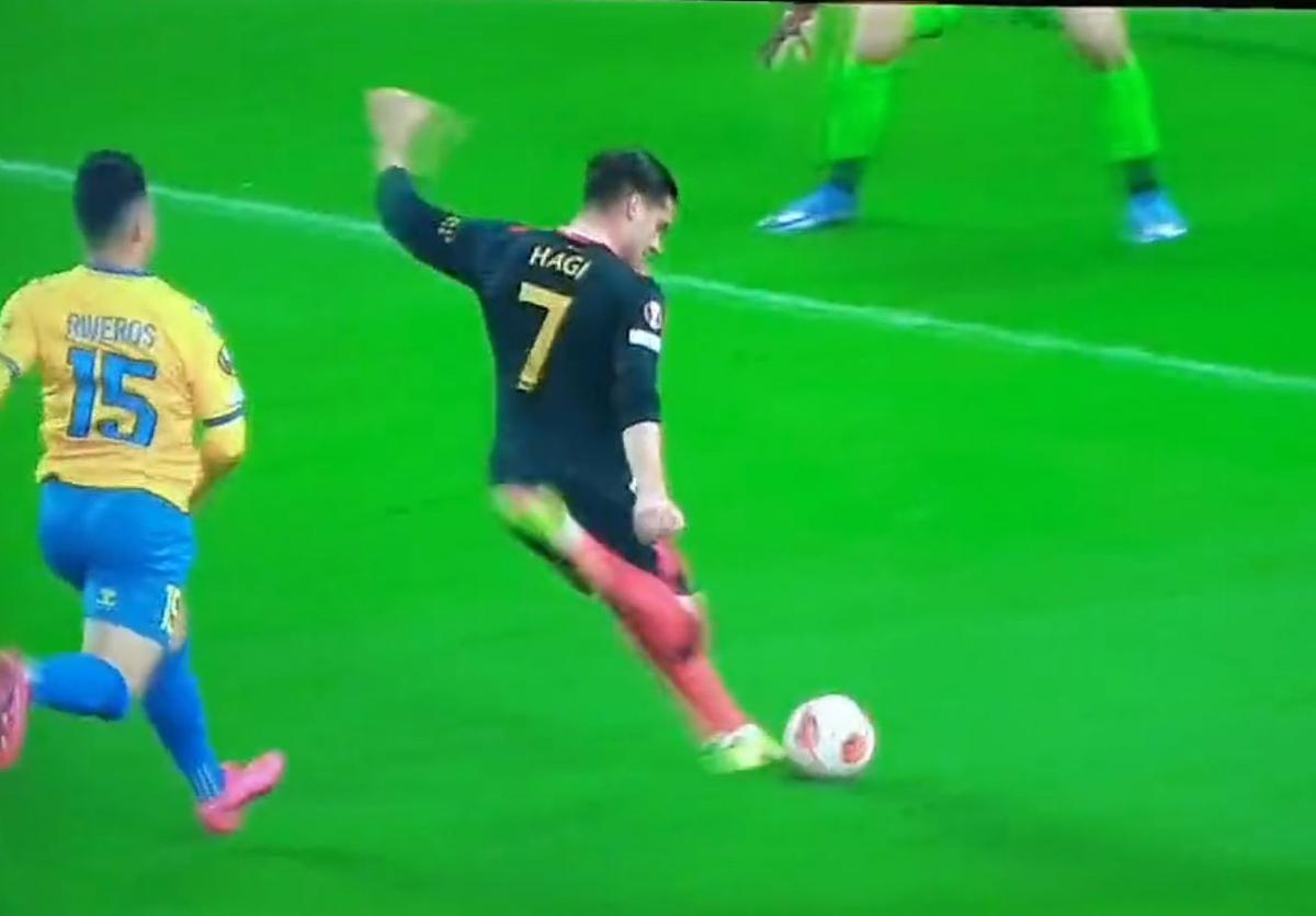 Ianis Hagi nu-și menajează colegii după ce și-a salvat echipa de la eșec: „Mentalitatea noastră trebuia să fie mai bună de la început” + Gerrard: „Un gol fantastic!”