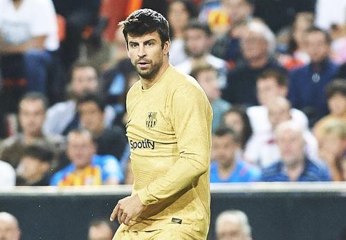 Fundașul Barcelonei, Gerard Pique, ar fi fost împins să se retragă de la Barcelona, foto: Imago