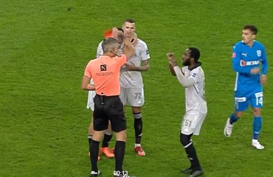 Eliminare stupidă în derby-ul Craiovei! Fotbaliștii oaspeților, stupefiați