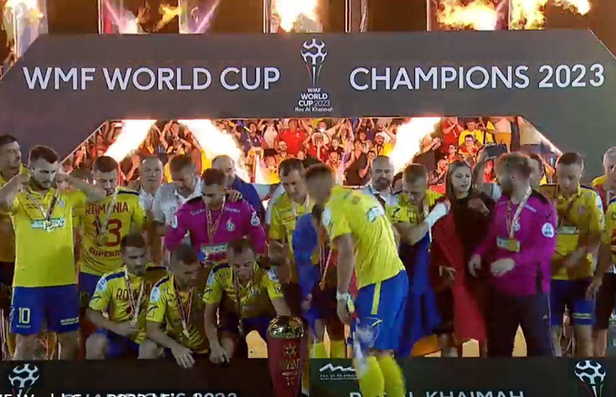 ROMÂNIA E CAMPIOANĂ MONDIALĂ LA MINIFOTBAL! Triumf istoric după o desfășurare IREALĂ » „Tricolorii” au revenit de la 0-2 și s-au impus după 30 de penalty-uri!