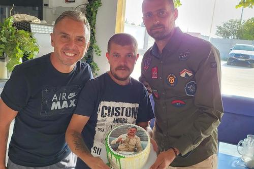Gabi Tamaș, alături de Robert Panduru (primul din stânga)