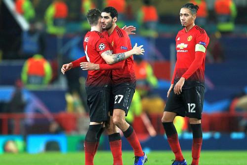 Marouane Fellaini (centru)  se va retrage la finalul sezonului. Foto: Imago Images