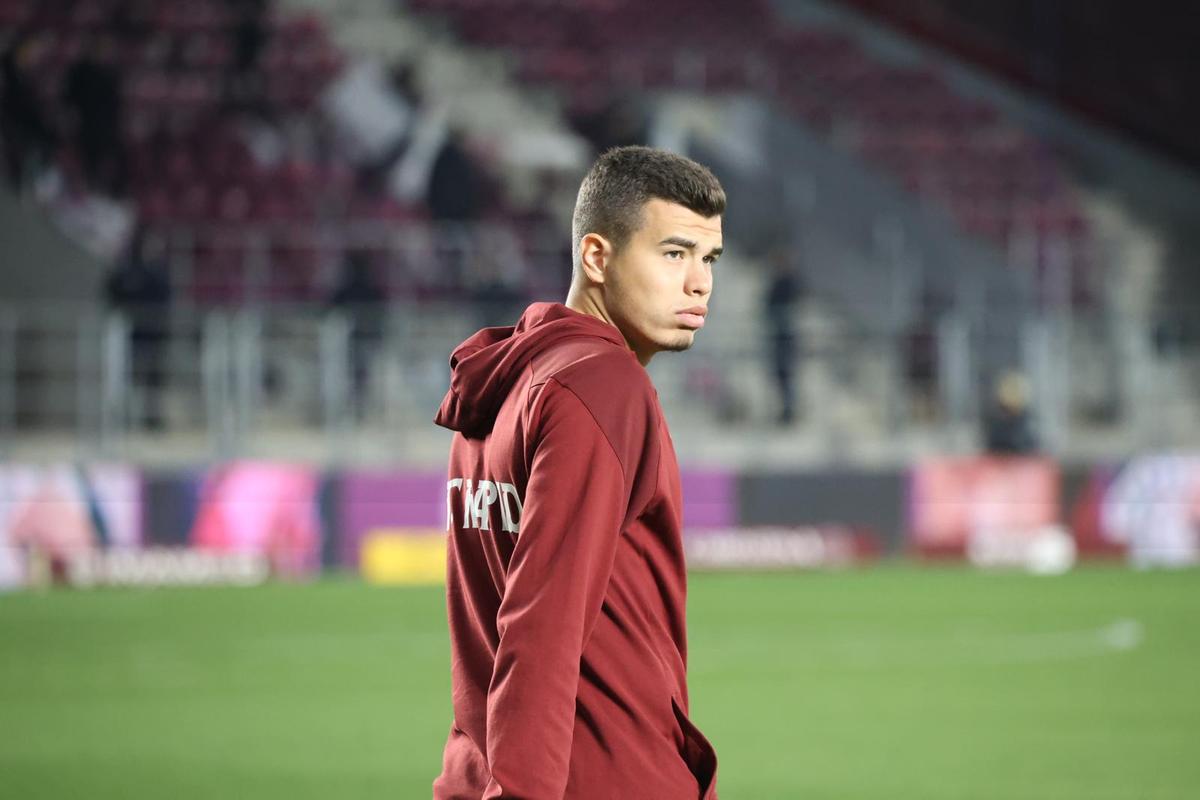 Schimbare de look înainte de Rapid - Hermannstadt » Fotbalistul giuleștenilor, apariție surprinzătoare
