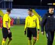 Tulburător! Reacția jucătorilor când află, pe teren, că antrenorul lor a murit