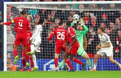 Liverpool a câștigat derby-ul cu Real Madrid, după o prestație de gală » Istvan Kovacs, controversă uriașă