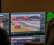 Un fost hangar, transformat în „creierul” Formulei 1 » Cum arată centrul media din care, cu tehnologie Lenovo, se transmite fiecare cursă: sute de monitoare, milioane de linii de cod și 600 de TB de date