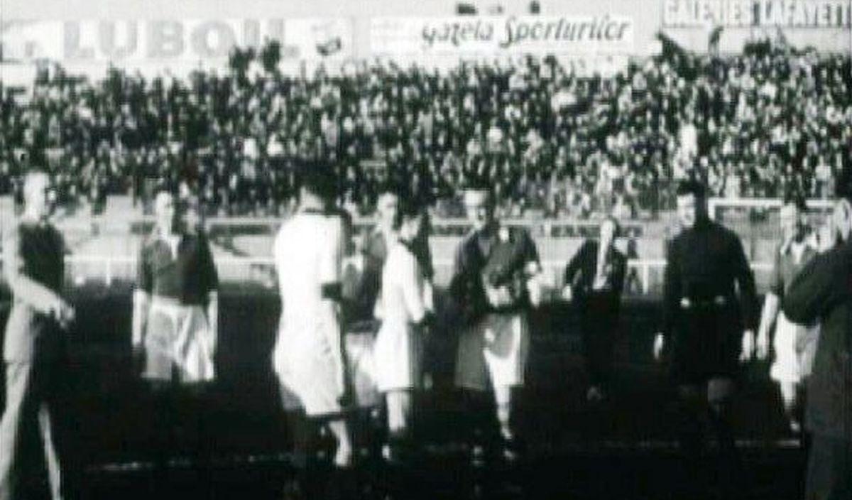 Arena uitată din inima Capitalei, construită de burghezi în perioada interbelică » Ce s-a ales de primul stadion cu gazon din România: aici s-a jucat primul meci oficial în nocturnă