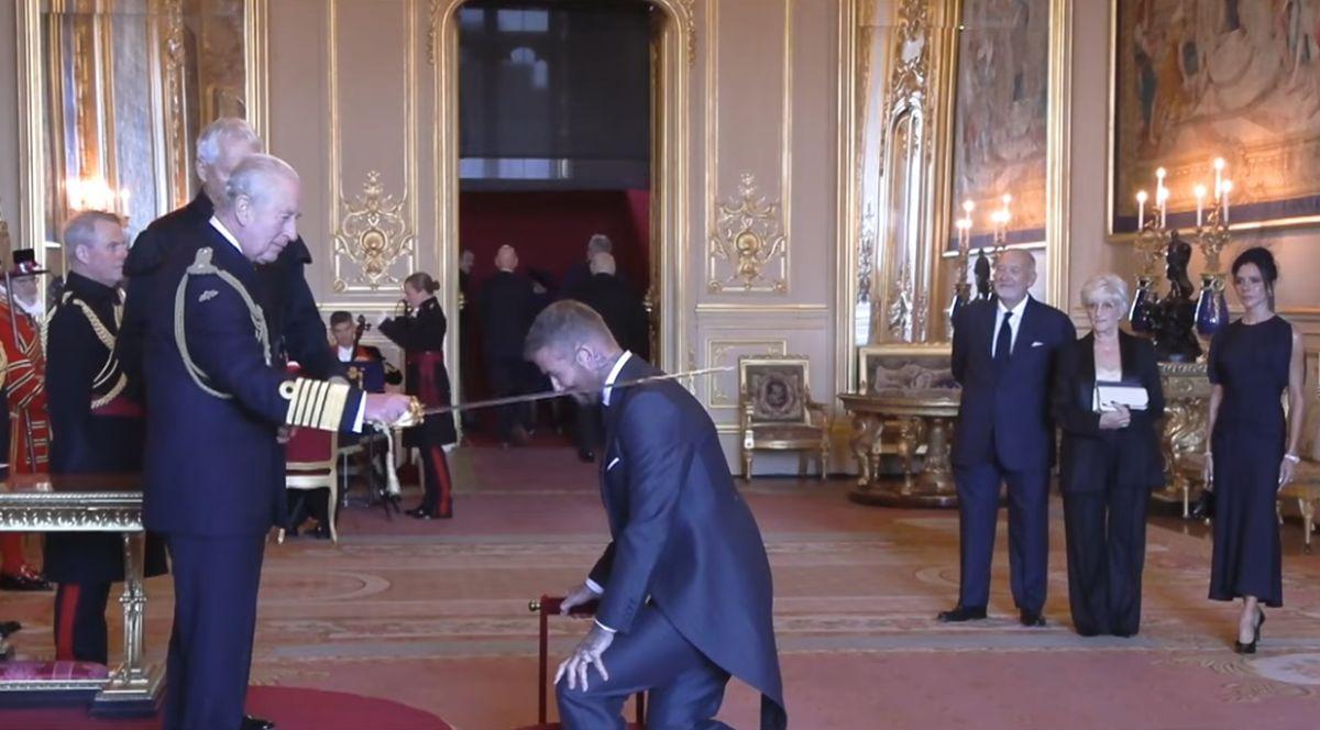 David Beckham a fost ridicat la rang de cavaler de Regele Charles » Soția Victoria i-a fost alături, imaginile au devenit virale