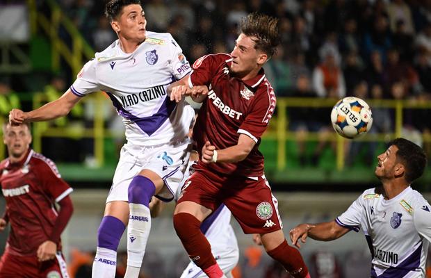 Dinamo a stabilit prima țintă din mercato » Vrea să-l transfere pe fotbalistul dorit insistent și de FCSB