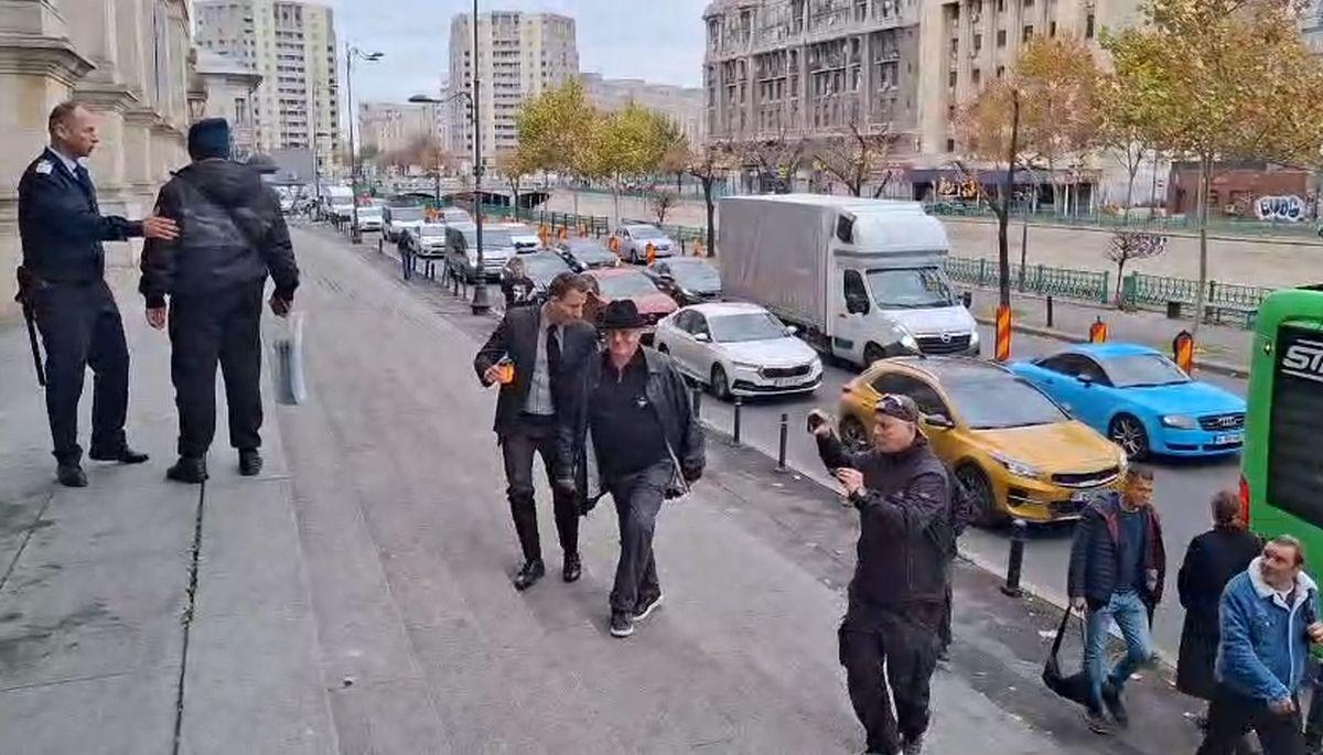 Mitică Dragomir s-a întânit cu Marian „Ceaușescu” în fața CAB București