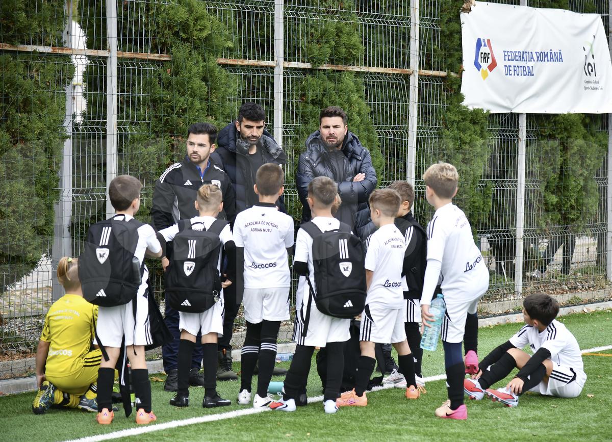 Tiago și Adrian Mutu, la meciul contra Rapidului