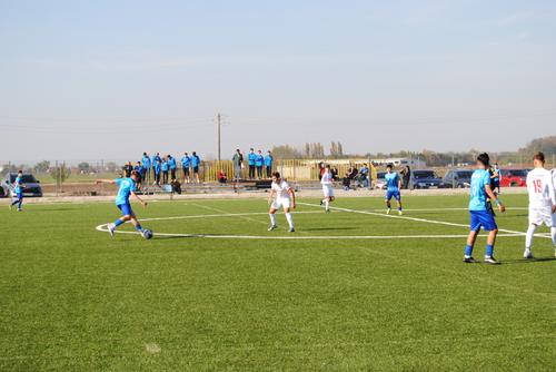 Meciul Progresul Spartac - Hermannstadt din LIga Elitelor U16 s-a lăsat cu incidente și pe teren, și în tribune. Foto: facebook/progresulspartac