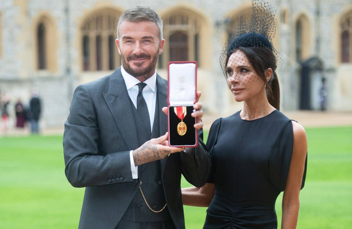 David Beckham a fost ridicat la rang de cavaler de Regele Charles » Soția Victoria i-a fost alături, imaginile au devenit virale