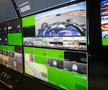 Un fost hangar, transformat în „creierul” Formulei 1 » Cum arată centrul media din care, cu tehnologie Lenovo, se transmite fiecare cursă: sute de monitoare, milioane de linii de cod și 600 de TB de date