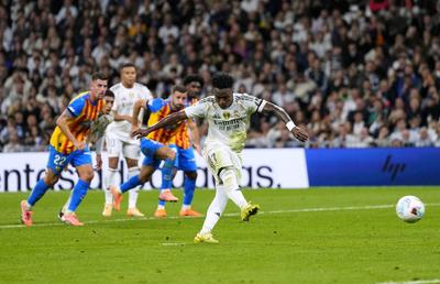 Xabi Alonso l-a păsuit pe Vinicius, dar legenda Realului nu-l slăbește