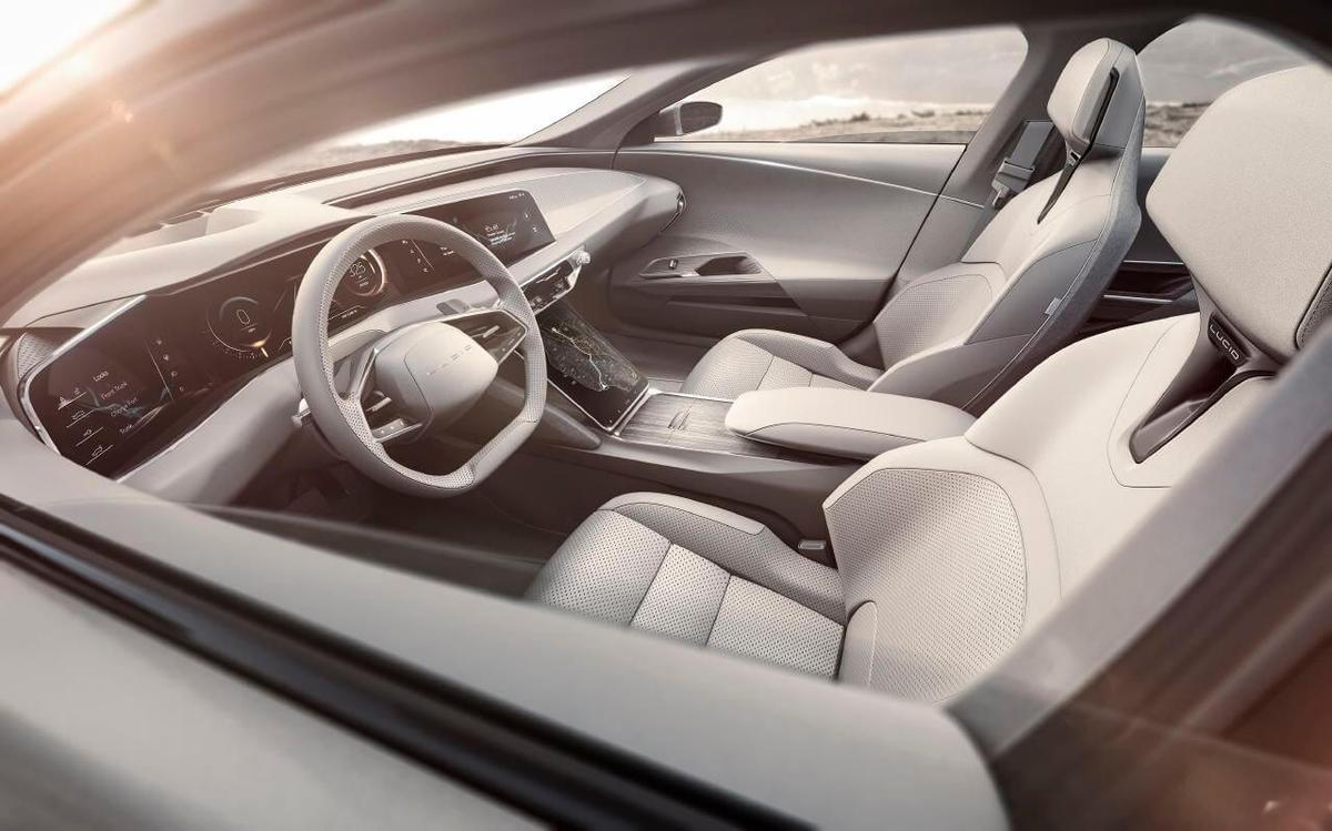 LUCID AIR