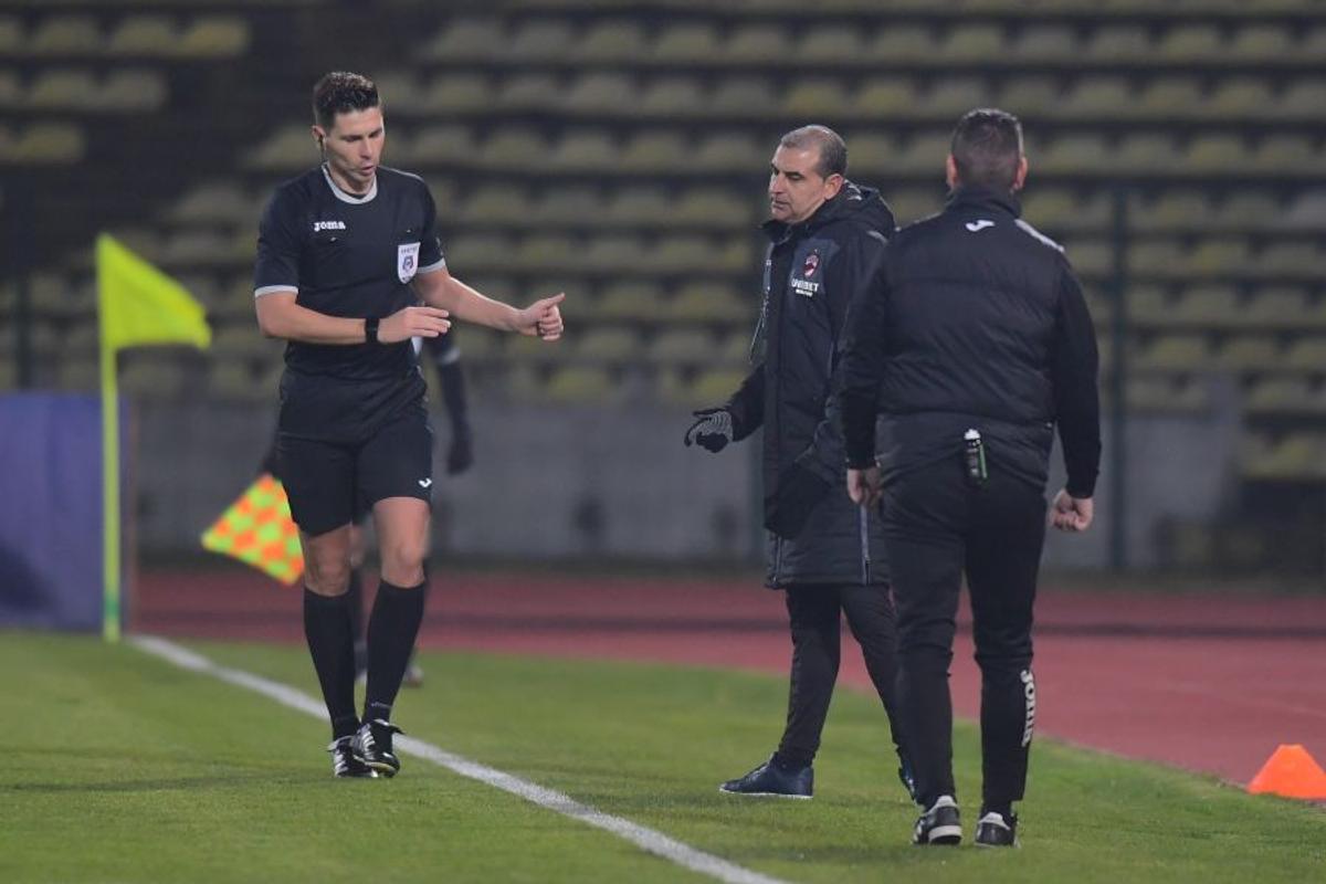 „ANAF să facă ordine la Dinamo!” » Se cer măsuri de urgență în Ștefan cel Mare: „Contracte reziliate și clubul înapoi la Ministerul de Interne”