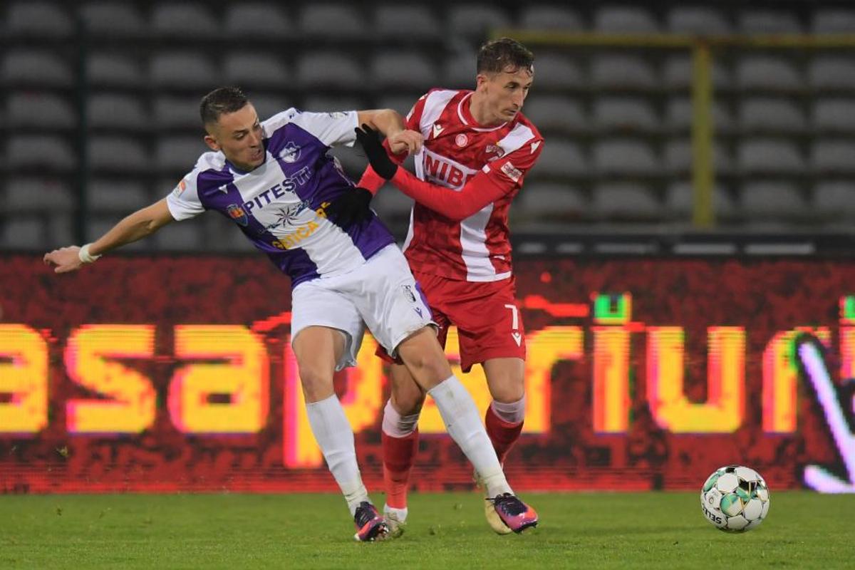 Ricardo Grigore s-a certat cu fanii, imediat după FC Argeș - Dinamo 0-1:  „Veniți să dați interviu! Să nu uităm, să nu vorbească nimeni!”