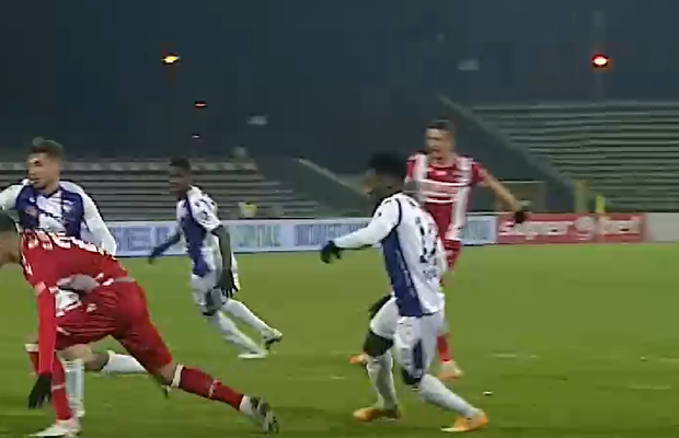 FC Argeș - Dinamo 0-1. Arbitrul Marian Barbu, luat la rost de Zotta: „E mai mult decât o viciere de rezultat. Poate are el o explicație a lui”