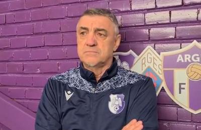 FC Argeș - Dinamo 0-1. Antrenorul piteștenilor, dezarmat: „De 50 de ani nu am văzut așa ceva!”
