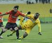3 povești fabuloase cu Mike Temwanjera, vârful care a făcut furori la FC Vaslui » Cum l-a surprins pe Porumboiu: „E mai bătrân ca Balint, e la a treia dantură”