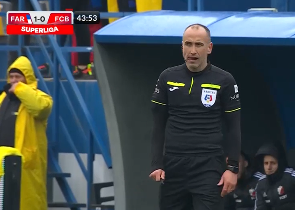 Fază VAR penalty Farul - Botoșani