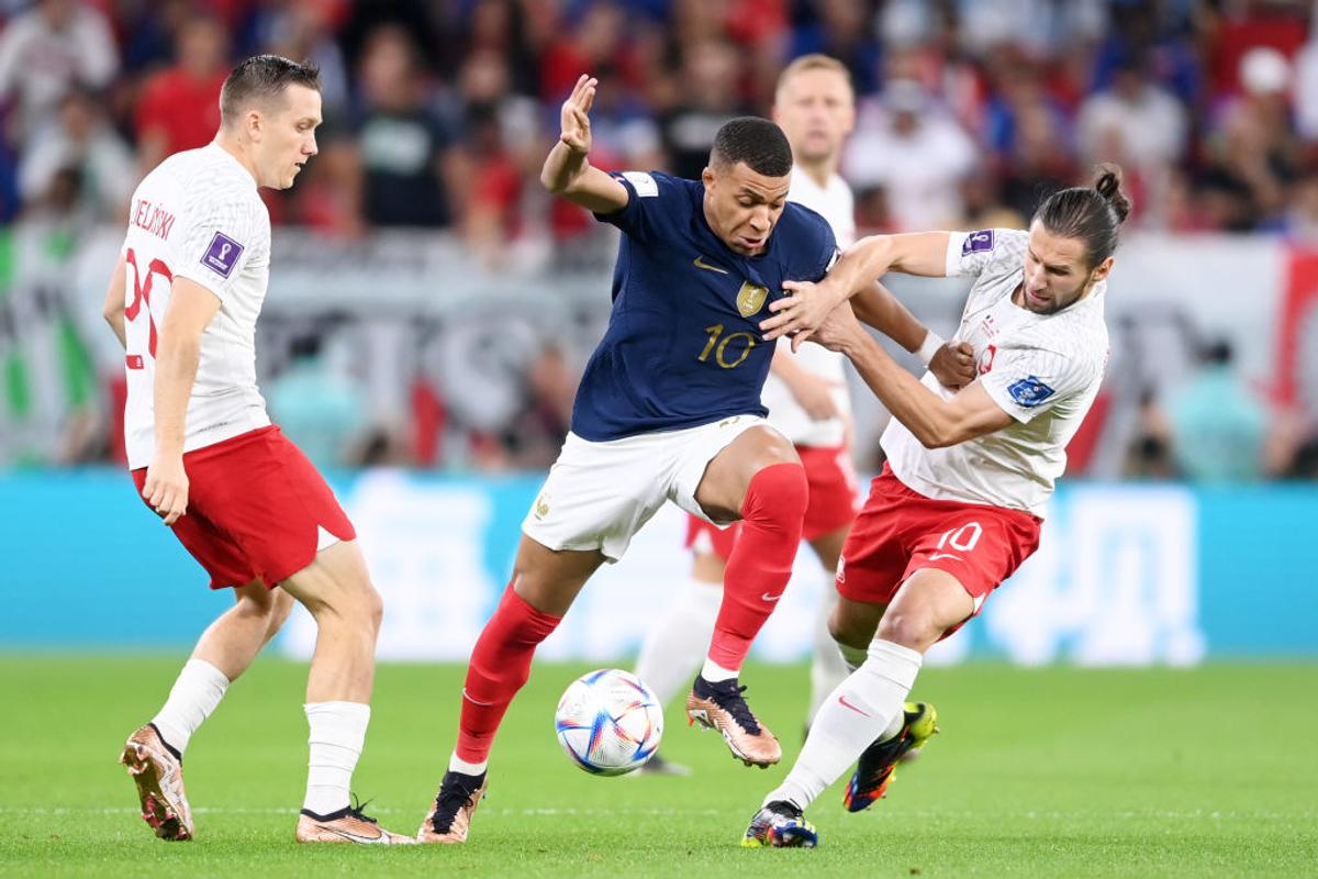 Franța e în sferturi! Polonia, răpusă de Giroud și Mbappe » Lewandowski a marcat în 90'+9
