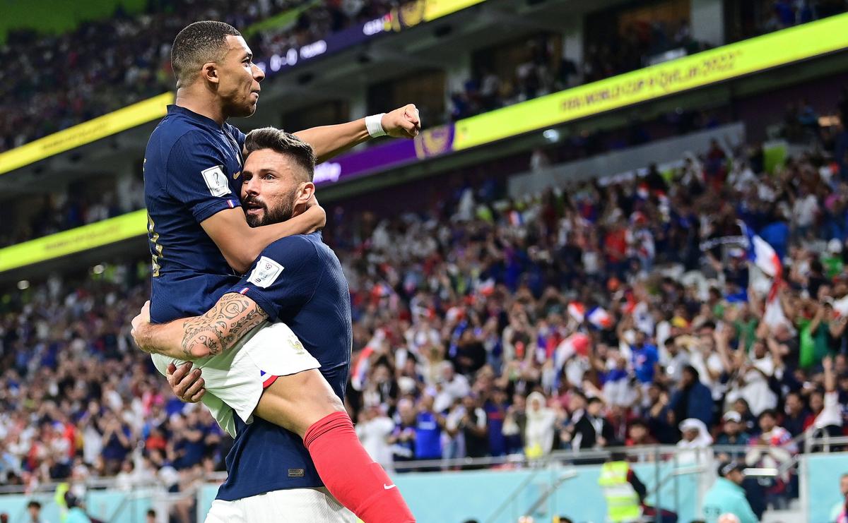 Giroud și Mbappe, imaginile zilei la Campionatul Mondial