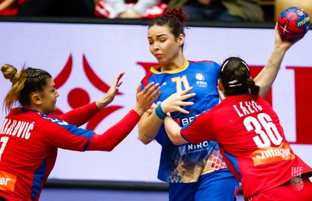 Alicia Gogîrlă duce numele mai departe la Campionatul Mondial: „Când am fost convocată la națională, imediat am sunat-o pe mama!”
