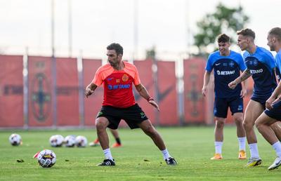 Se schimbă antrenamentele la FCSB » Ordin pentru Pintilii și Charalambous