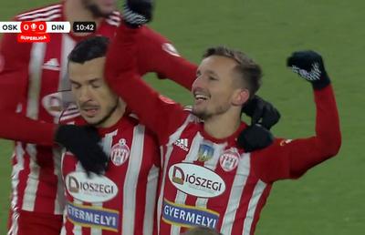 Marius Ștefănescu, gol superb marcat în Sepsi - Dinamo » Lob perfect trimis peste portarul „câinilor”