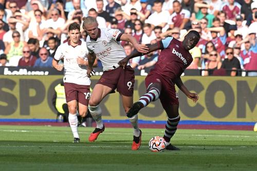 Julian Alvarez, Elring Haaland și Kurt Zouma/
Foto: Imago