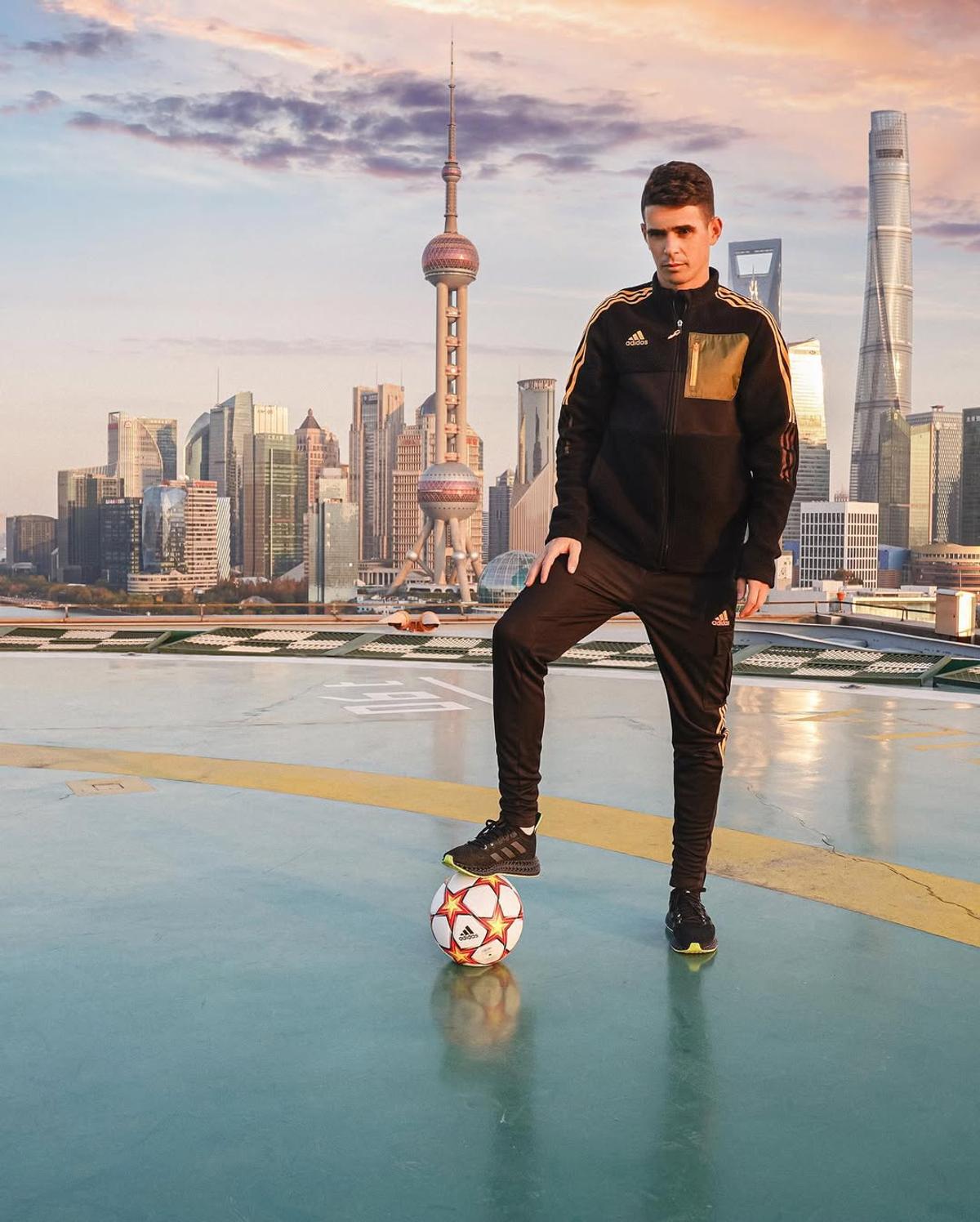 Avere incredibilă strânsă în 8 ani de primul superstar ajuns în fotbalul chinez! „Calitatea vieții din China nu există altundeva”
