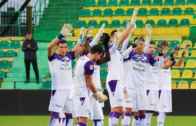 Imagini impresionante în Cupa României! Gest cum nu s-a mai văzut pe un teren de fotbal în memoria lui Duckadam