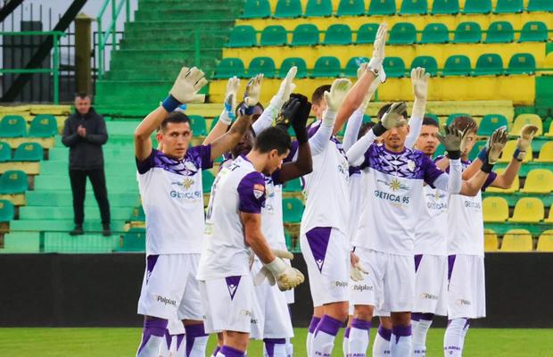 Imagini impresionante în Cupa României! Gest cum nu s-a mai văzut pe un teren de fotbal în memoria lui Duckadam