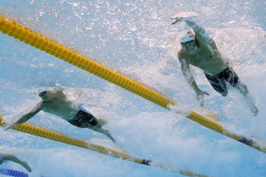 Anthony Ervin în acțiune FOTO GettyImages Anthony Ervin a băut, a luat droguri în cantități uriașe, a încercat să se sinucidă cu pastilele pentru Sindromul Tourette, apoi a renăscut » Interviu EVENIMENT pentru Gazetă: „Aș vrea să-l întreb pe David Popovici: ce înțelegi tu și eu nu?!”