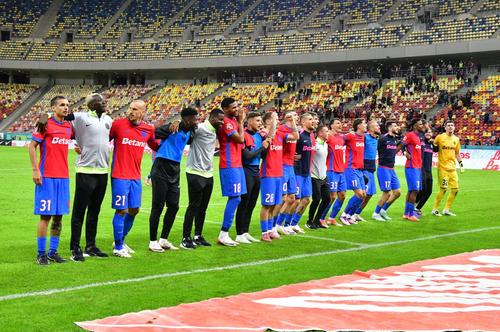 Odată cu apropierea perioadei de transferuri de iarnă, Gigi Becali, patronul de la FCSB, vorbește tot mai mult de o revoluție la nivel de lot/ FOTO Cristi Preda (GSP)