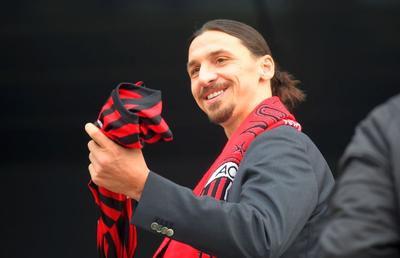 Zlatan Ibrahimovic le-a redat speranța fanilor lui AC Milan » Mesaj al suedezului în stilul arhicunoscut: „Așteptați-mă pe San Siro...”