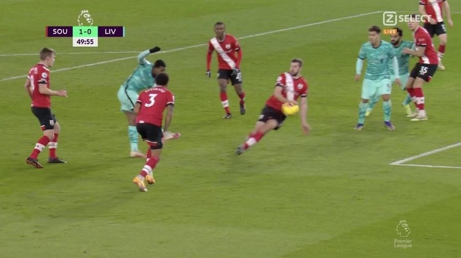 Hențul lui Stephens Imaginea serii în sport: Hasenhuttl, în genunchi lângă Klopp, plângând după victoria cu Liverpool! Southampton a stabilit un record în Premier League