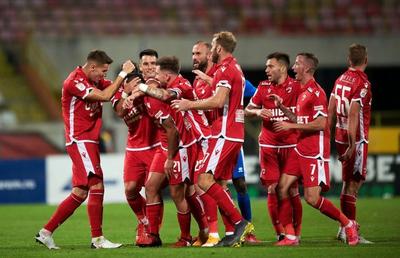 Dinamo, aproape de un transfer neașteptat! Fostul fotbalist al rivalei din Liga 1 a efectuat testele pentru Covid-19 cu „câinii”