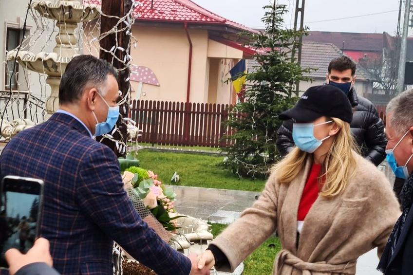 Simona Halep, în vizită la Valea Doftanei. Sursă foto:facebook.com/lucianvileford.costea