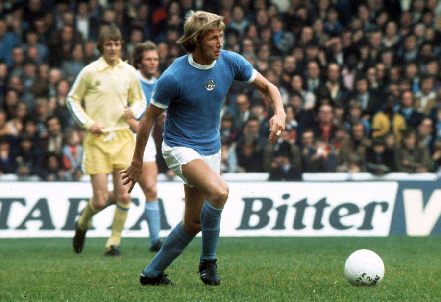 Colin Bell, la Manchester City // foto: Imago Colin Bell, legenda lui Manchester City, s-a stins din viață » Gestul fotbaliștilor în memoria sa
