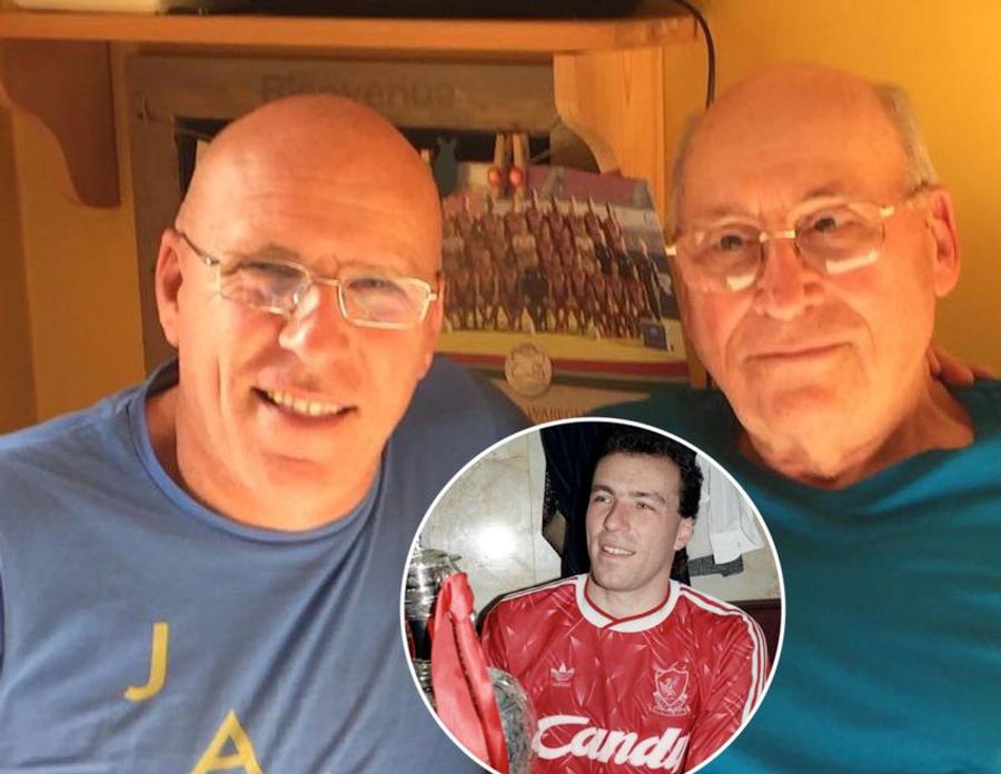 Ronny Rosenthal în prezent, alături de tatăl său Povestea necunoscută a lui Ronny Rosenthal, campion cu Liverpool: „Tata e născut în București! Încă urmărește la TV tot ce e legat de România”