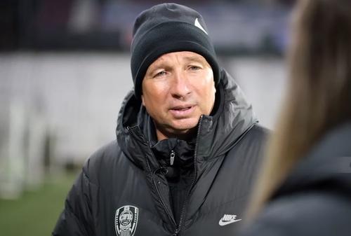 Dan Petrescu, antrenorul lui CFR Cluj, a analizat partida câștigată împotriva lui FC Voluntari, scor 1-0, în Superliga.