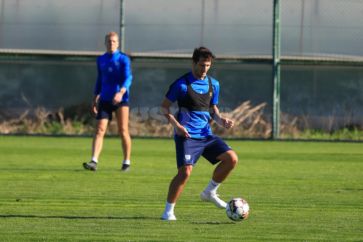 Puștiul pe val din Liga 1 nu vrea să repete greșelile fatale ale fotbaliștilor români: „Majoritatea fac pasul afară, apoi se întorc imediat”
