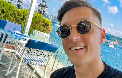 Mesut Ozil s-a pronunțat: „Este cel mai bun din lume, întrebați-i pe Haaland sau Osimhen!”