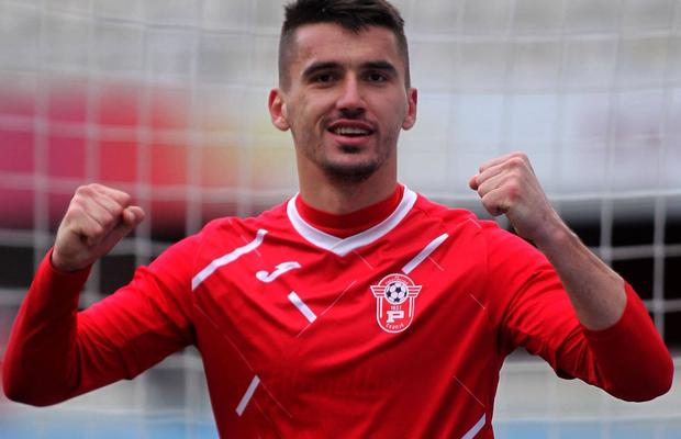 Încă un atacant sârb în Superligă » Mâine ajunge în cantonamentul echipei