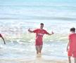 CORESPONDENȚĂ DIN ANTALYA Cine i-a băgat în cap muzica românească lui Adnan Golubovic: „Tana-nana. Manele și altele! Ia zi, frate, cine cântă?!”. Cum s-au împrietenit un sloven, un nord-macedonean și un croat la București, toți dinamoviști!